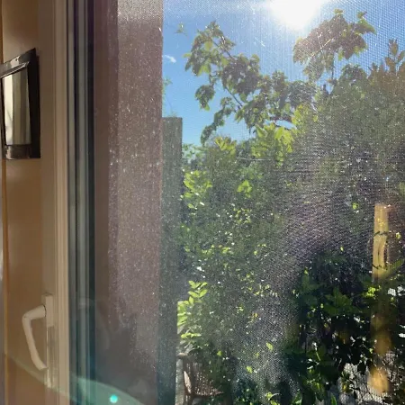 2-bedroom House With Pool & Garden Nyaraló