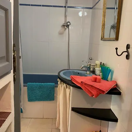 2-bedroom House With Pool & Garden Ferienhaus Ceyreste