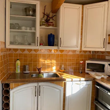 2-bedroom House With Pool & Garden