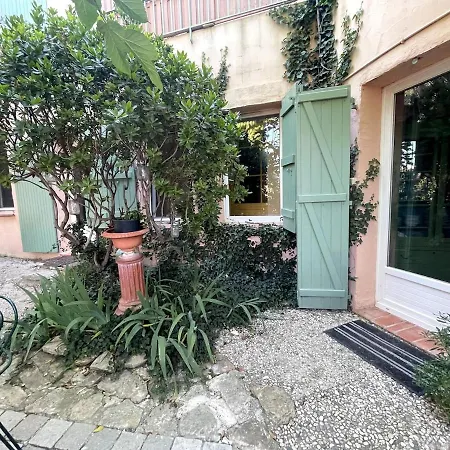 2-bedroom House With Pool & Garden بيت للعطل