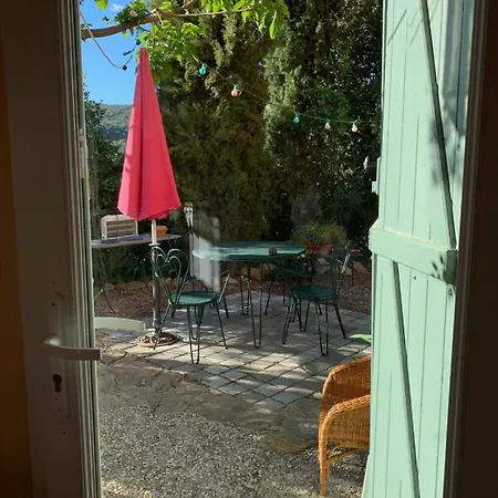 2-bedroom House With Pool & Garden